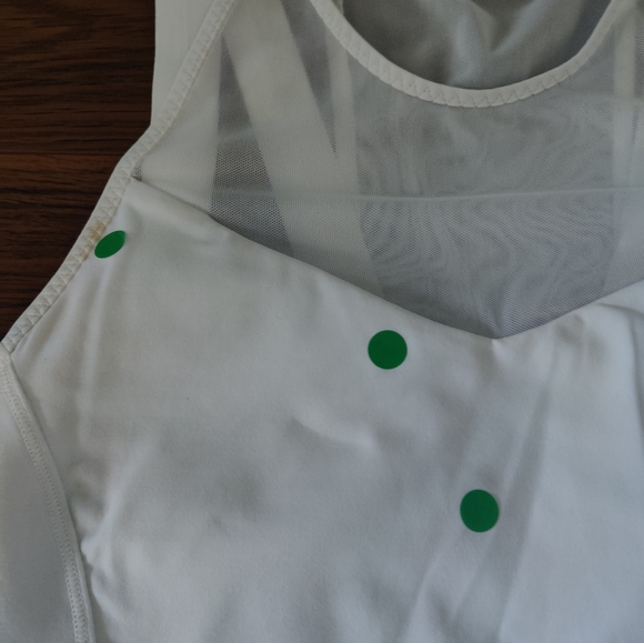 Lululemon White Mesh Breathable Athletic Top Women's Size 8 Lightweight - Picture 7 of 7